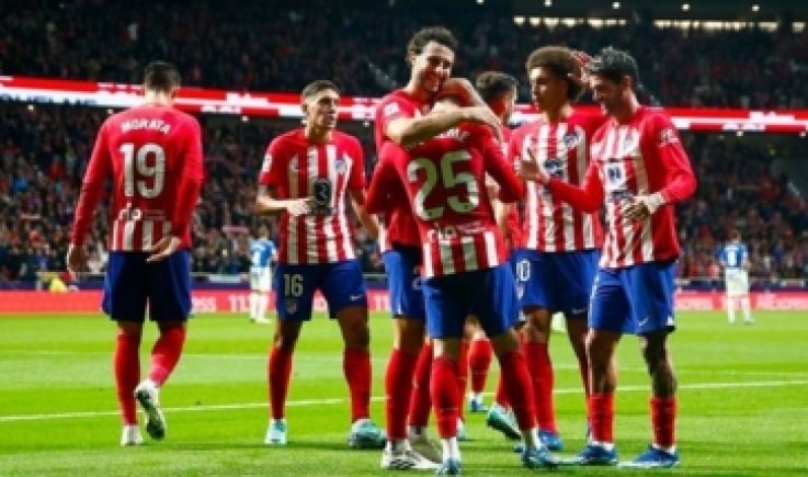 أتلتيكو مدريد يمدد عقد هدافه التاريخي أنطوان غريزمان
